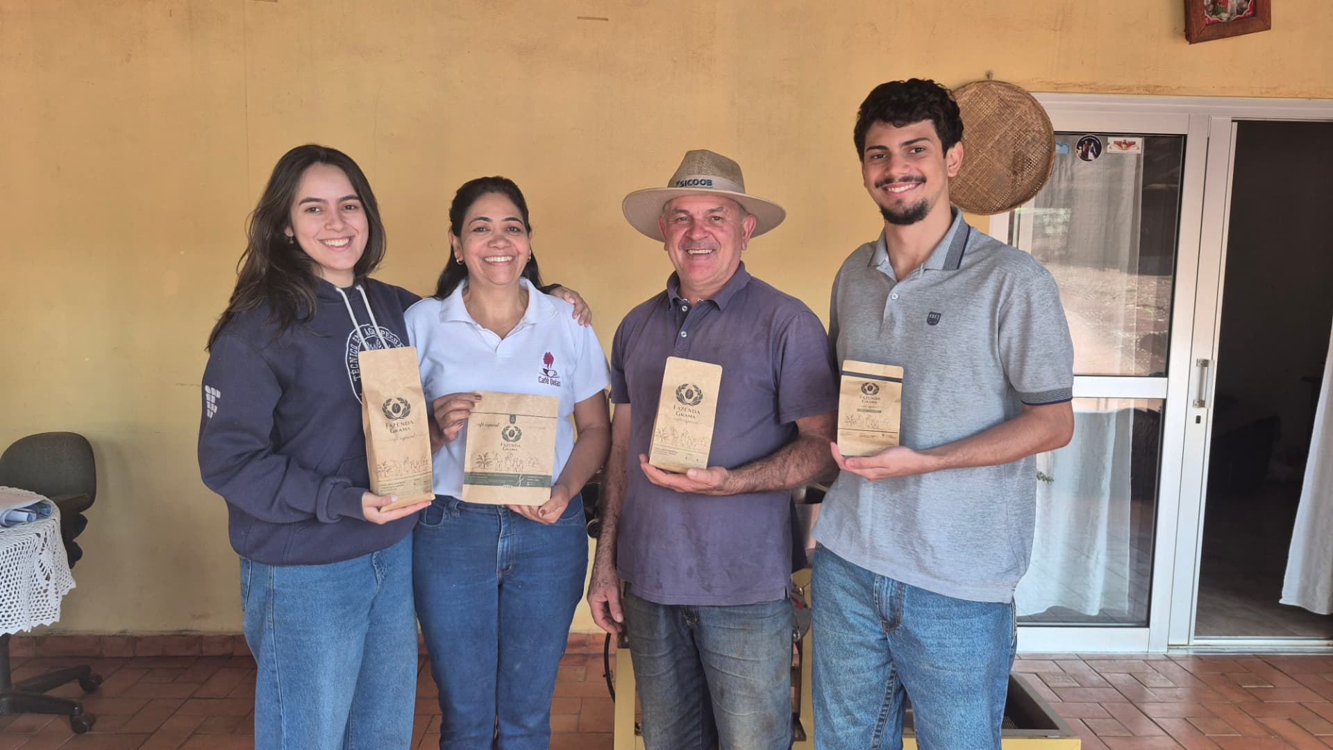 Família da Fazenda Grama